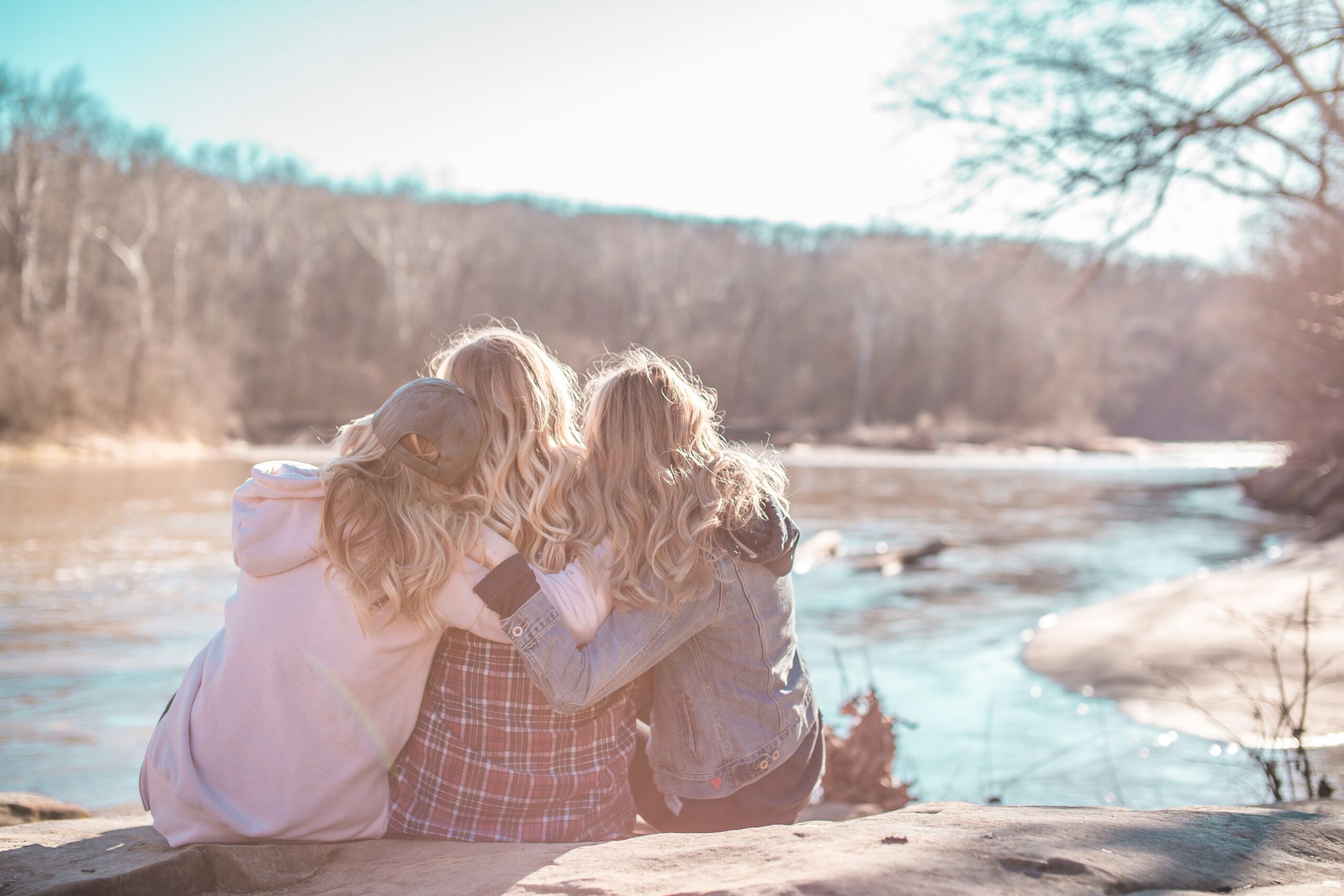 Anspruchsvolle Urlaubslektüre Romane für Frauen courtney-cook-DWaiEFt9VT4-unsplash Anspruchsvolle Urlaubslektüre Romane für Frauen